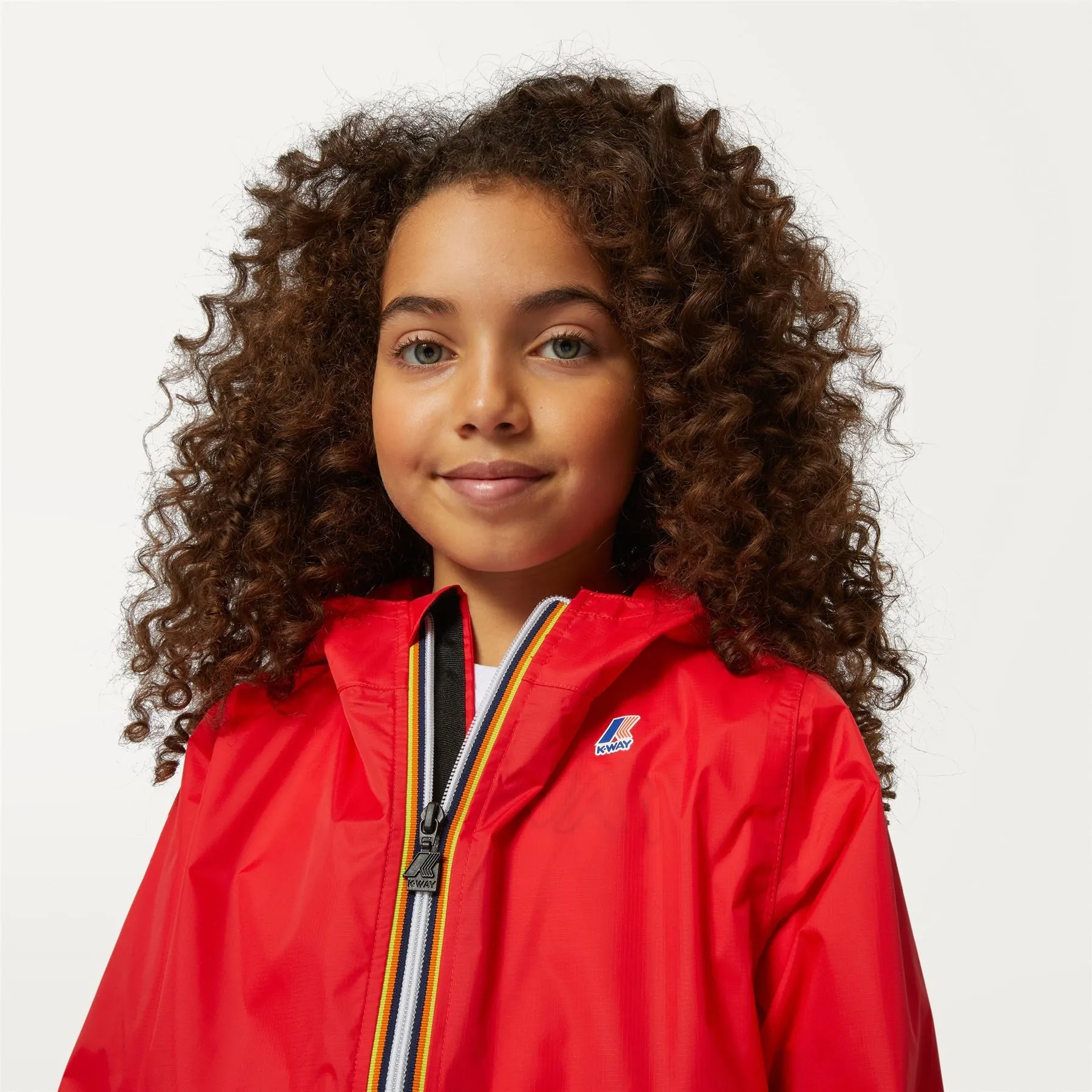 Claude - Kids Packable Full Zip Rain Jacket in Red