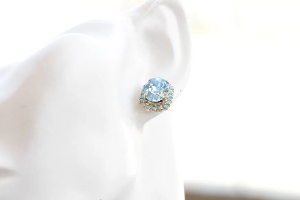 LIGHT BLUE EARRING