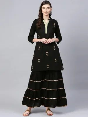 Women'S Black Foil Printed Kurta With Sharara